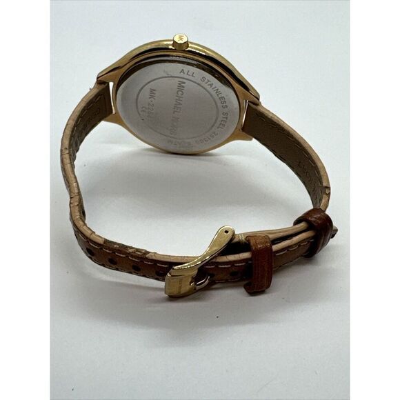 Michael Kors Slim Runway MK2284 Women's Brown Leather Analog Dial Watch JNA667 - Picture 9 of 11